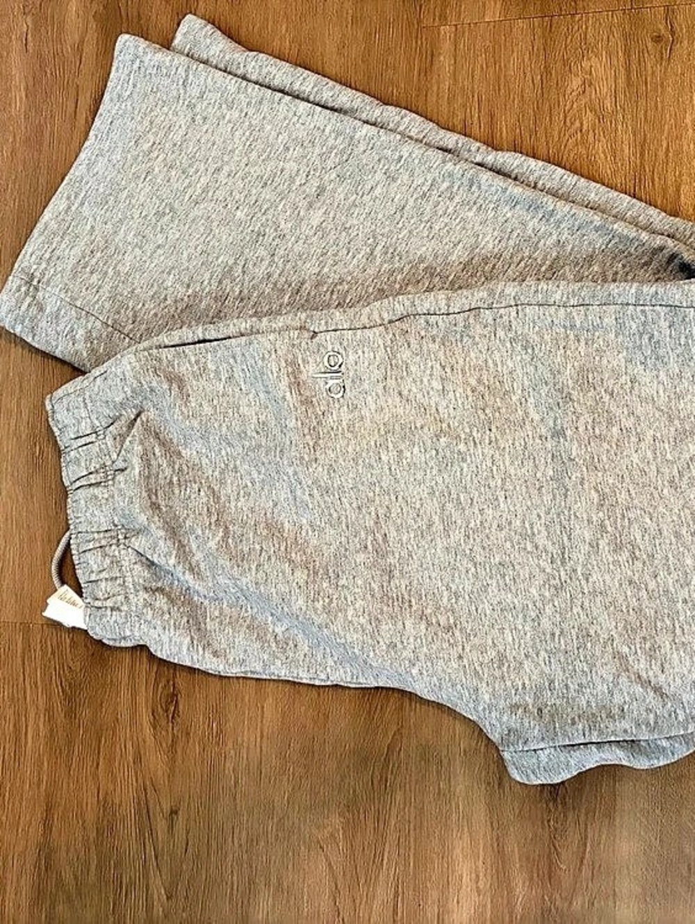 alo Gray Jogger Pants Size Large Like New